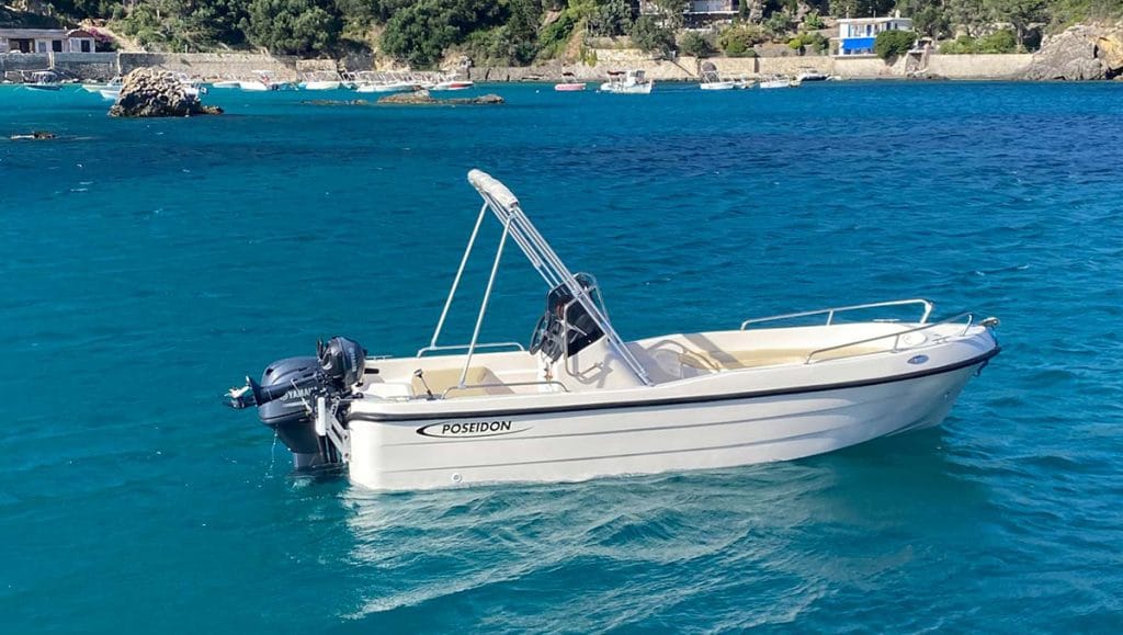 kyma boat awave paleokastritsa corfu 1